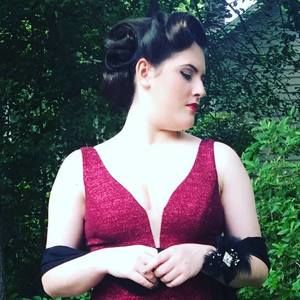 Meet your Posher, Devin